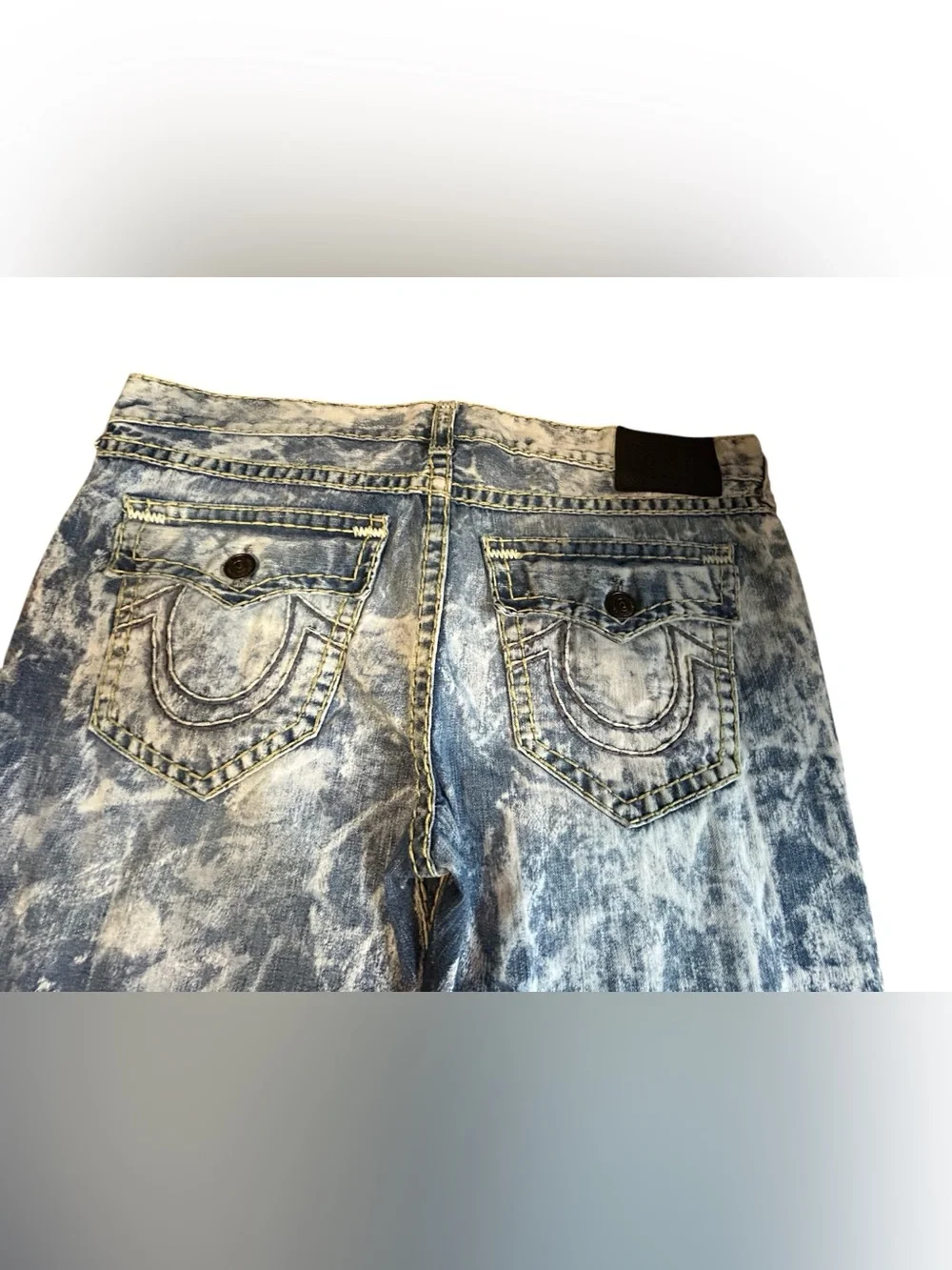 True Religion Ricky Super T White Tide Acid Wash Distressed Jeans Size 42